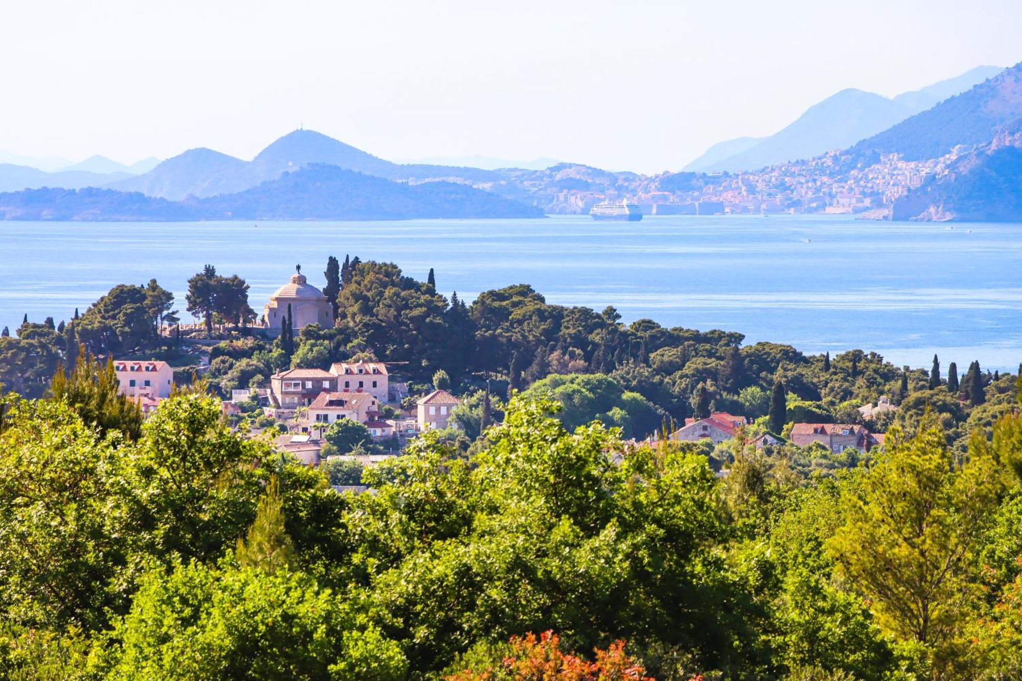 Titi * Cavtat
