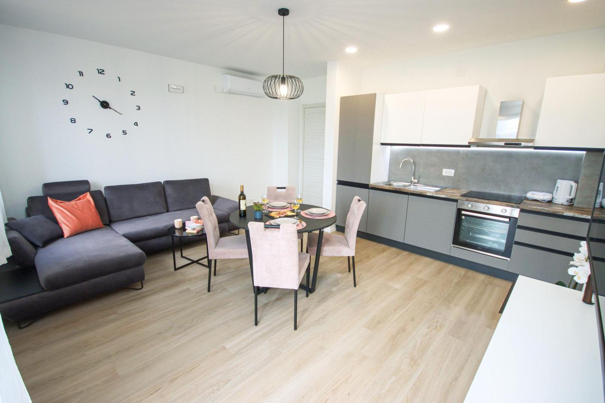 Titi Apartment